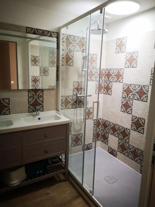 Maison De Ville Pres Du Port Bourg-sur-Gironde Eksteriør bilde
